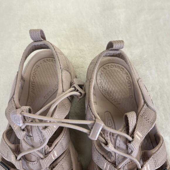 Womens Keen Newport H2 Monochrome/Fawn Waterproof Sport Sandals Size 8 Charity - Picture 11 of 14